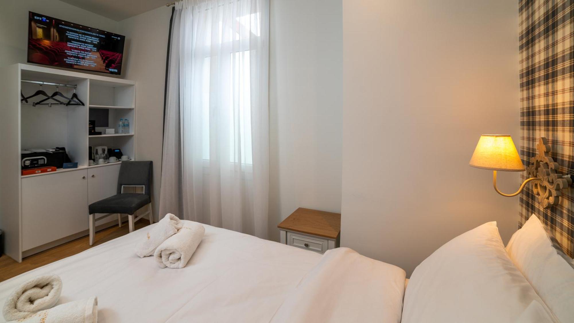 Brettania Hotel Ioannina Chambre photo